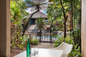 1 Bedroom Swim Out | Terrace/patio