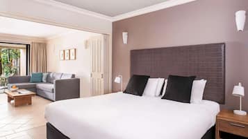 Hotel Room | In-room safe, iron/ironing board, cots/infant beds, free WiFi
