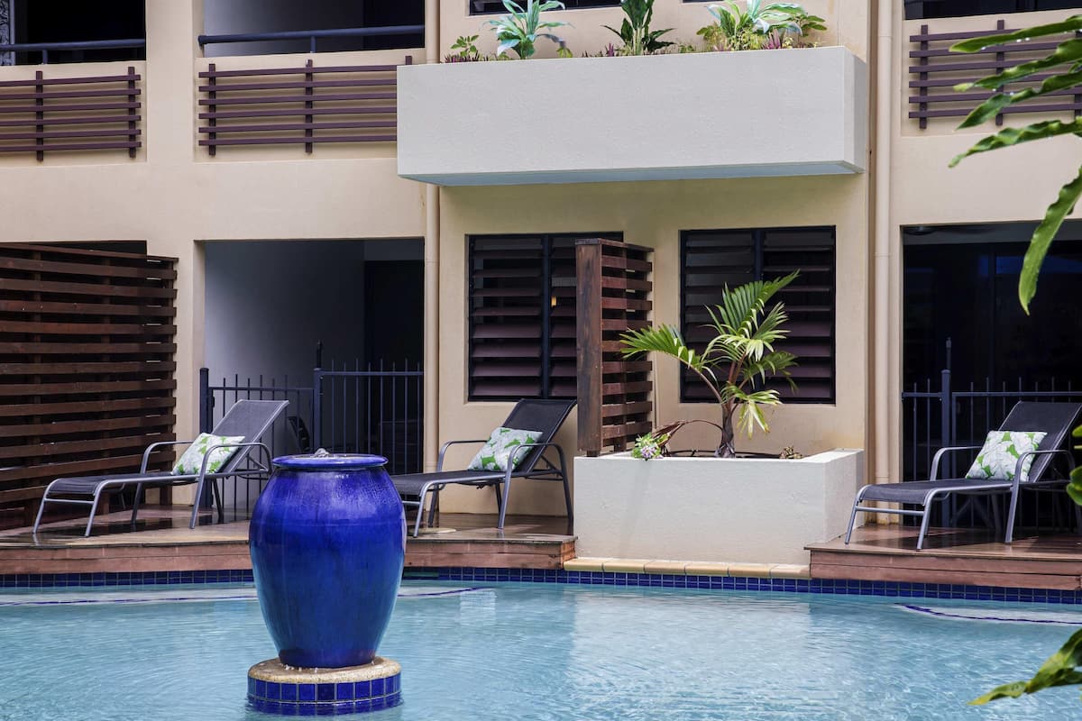 Phòng, 2 phòng ngủ (Dual Key, Swim Out) | Két bảo mật tại phòng, bàn ủi/dụng cụ ủi quần áo