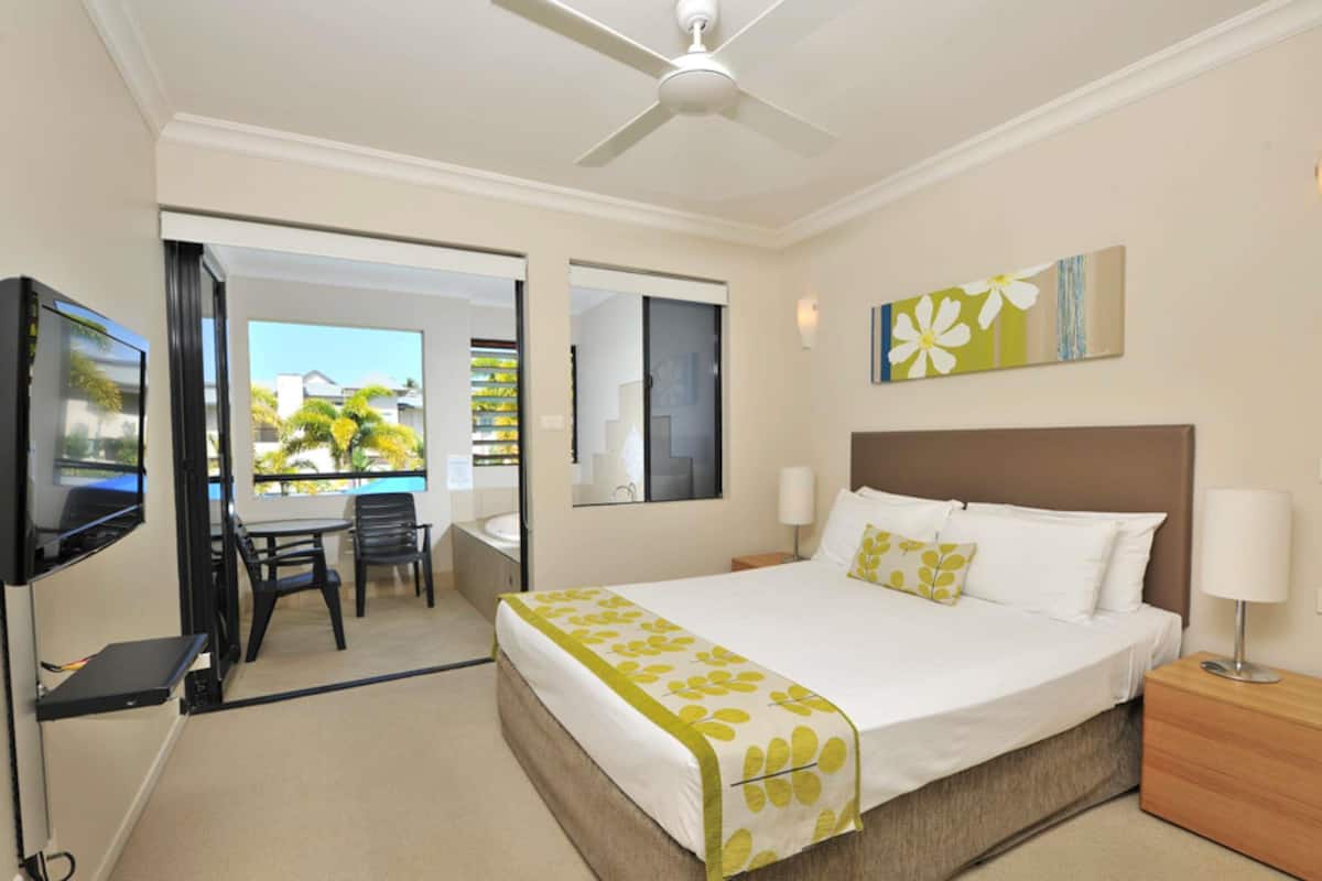 In-room safe, iron/ironing board, cribs/infant beds, free WiFi