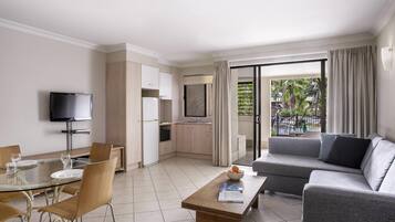 Room, 1 Bedroom (Swim Out)