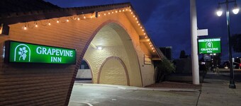 Grapevine Inn
