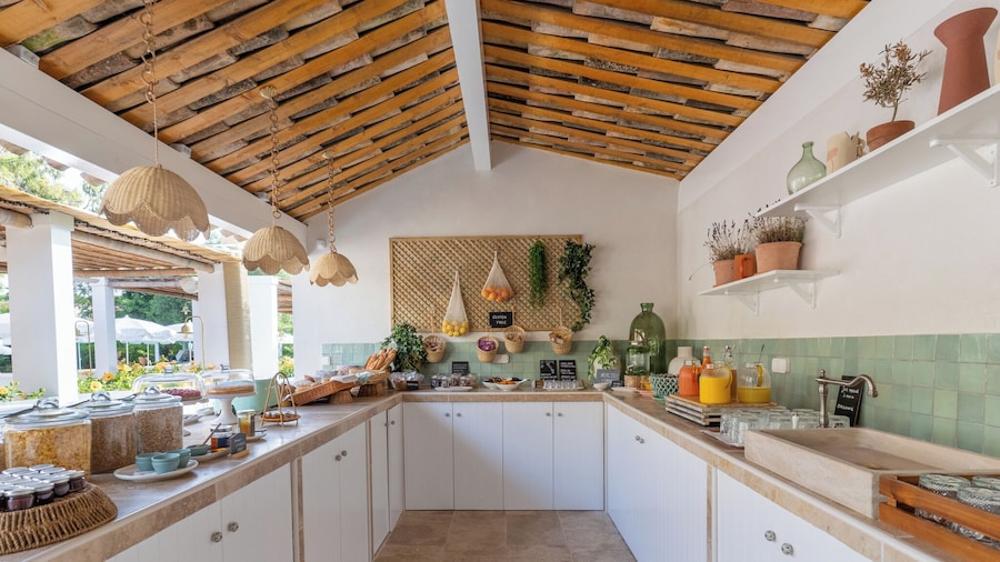 HĂŽtel La Tartane Saint -Tropez