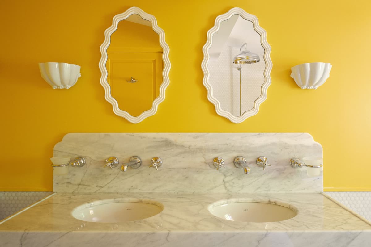 room, terrace | bathroom | combined shower/bathtub, free toiletries, hair dryer, bathrobes