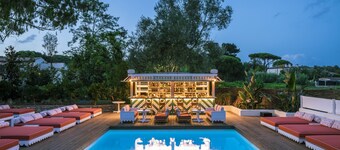 Hôtel La Tartane Saint -Tropez