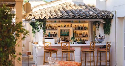 Hôtel La Tartane Saint -Tropez