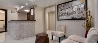 スーパー 8 バイ ウィンダム ラストン