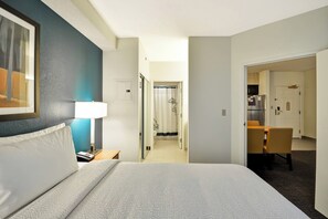 Premium bedding, desk, blackout drapes, soundproofing - Residence Inn Lexington South/Hamburg Place (Lexington)