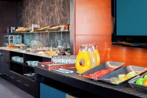Daily buffet breakfast (EUR 15.40 per person)