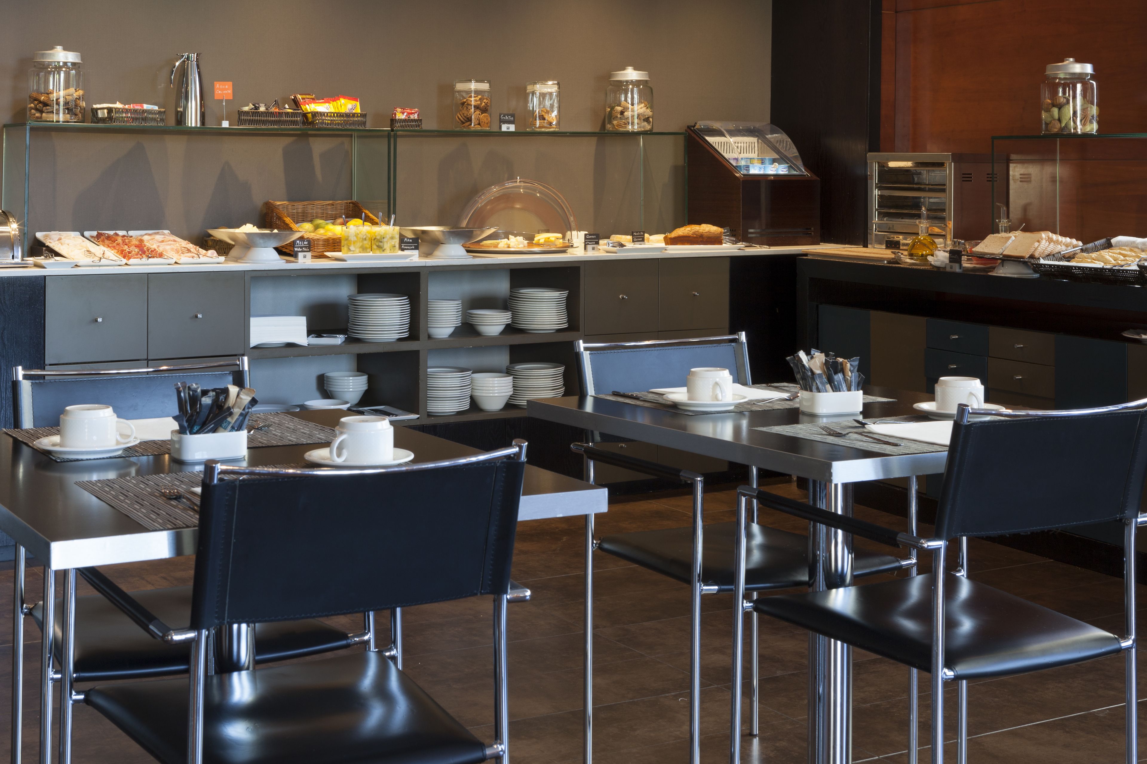 daily buffet breakfast (eur 15.40 per person)