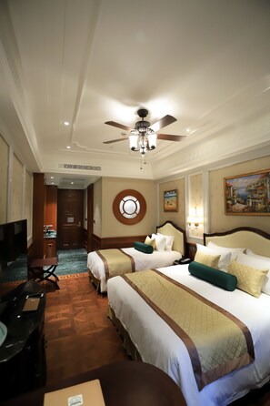 Premium bedding, memory-foam beds, minibar, in-room safe - Moller Villa Hotel Shanghai (Shanghai)