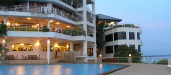 Hinsuay Namsai Resort Hotel