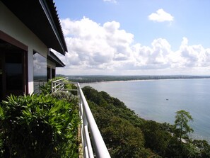 Beach/ocean view