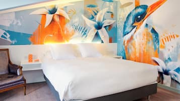 Suite | Minibar, in-room safe, individually decorated, individually furnished