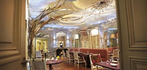 Breakfast, lunch, dinner served; French cuisine