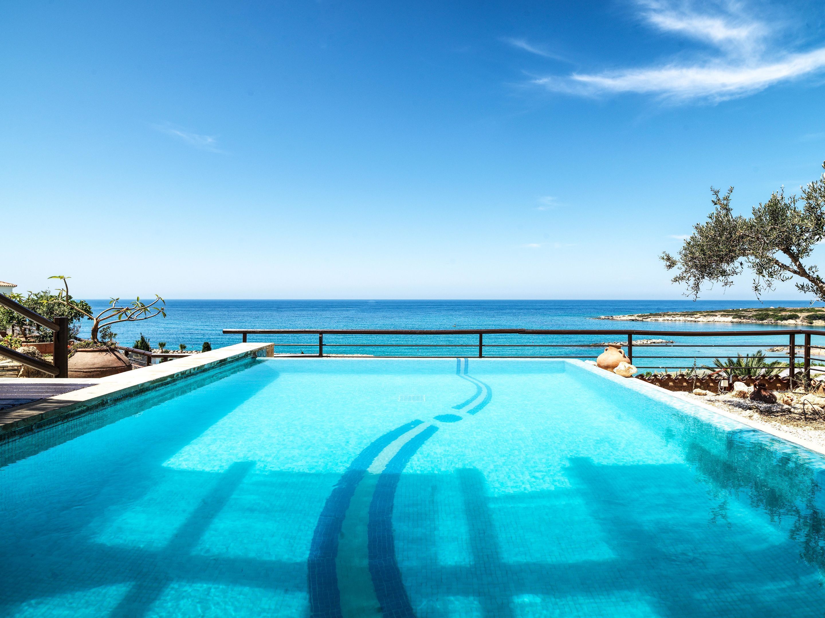 Photo - Coral Beach Hotel and Resort