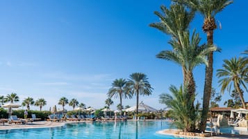 Indoor pool, 3 outdoor pools, pool umbrellas, sun loungers