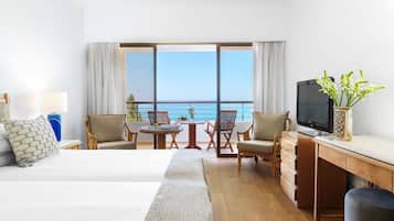 Chambre Standard, vue mer | Literie de qualité supérieure, minibar, coffres-forts dans les chambres