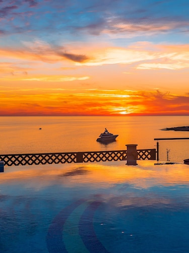 Coral Beach Hotel and Resort