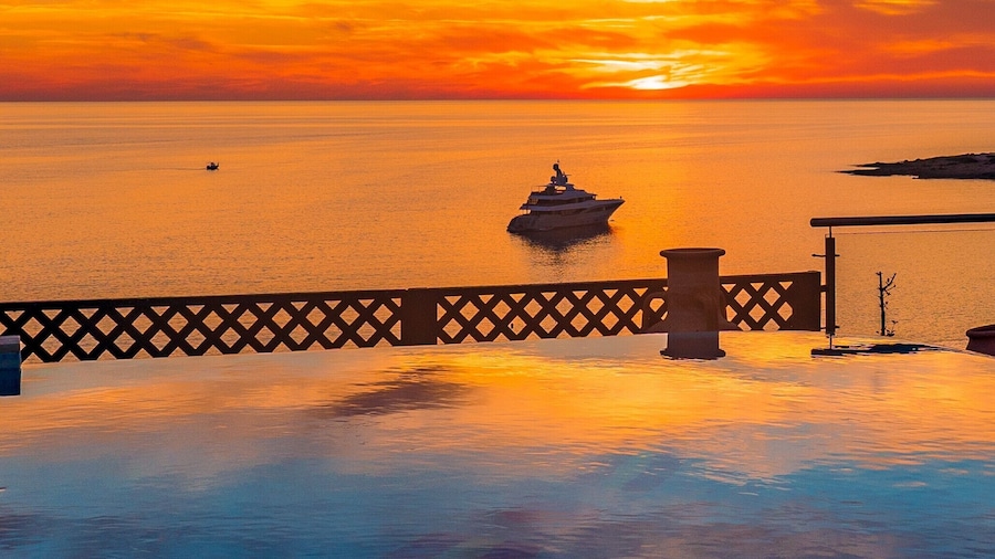Coral Beach Hotel and Resort