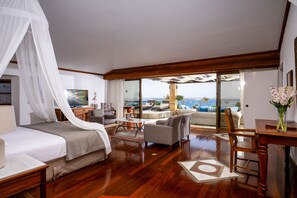 Suite Royal, 1 habitación, sauna, vista al mar | Ropa de cama de alta calidad y minibar 