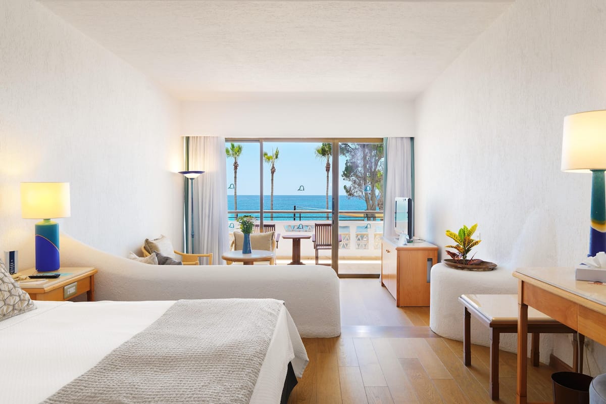 Junior Suite | Sengetøy av topp kvalitet, minibar, safe på rommet og blendingsgardiner