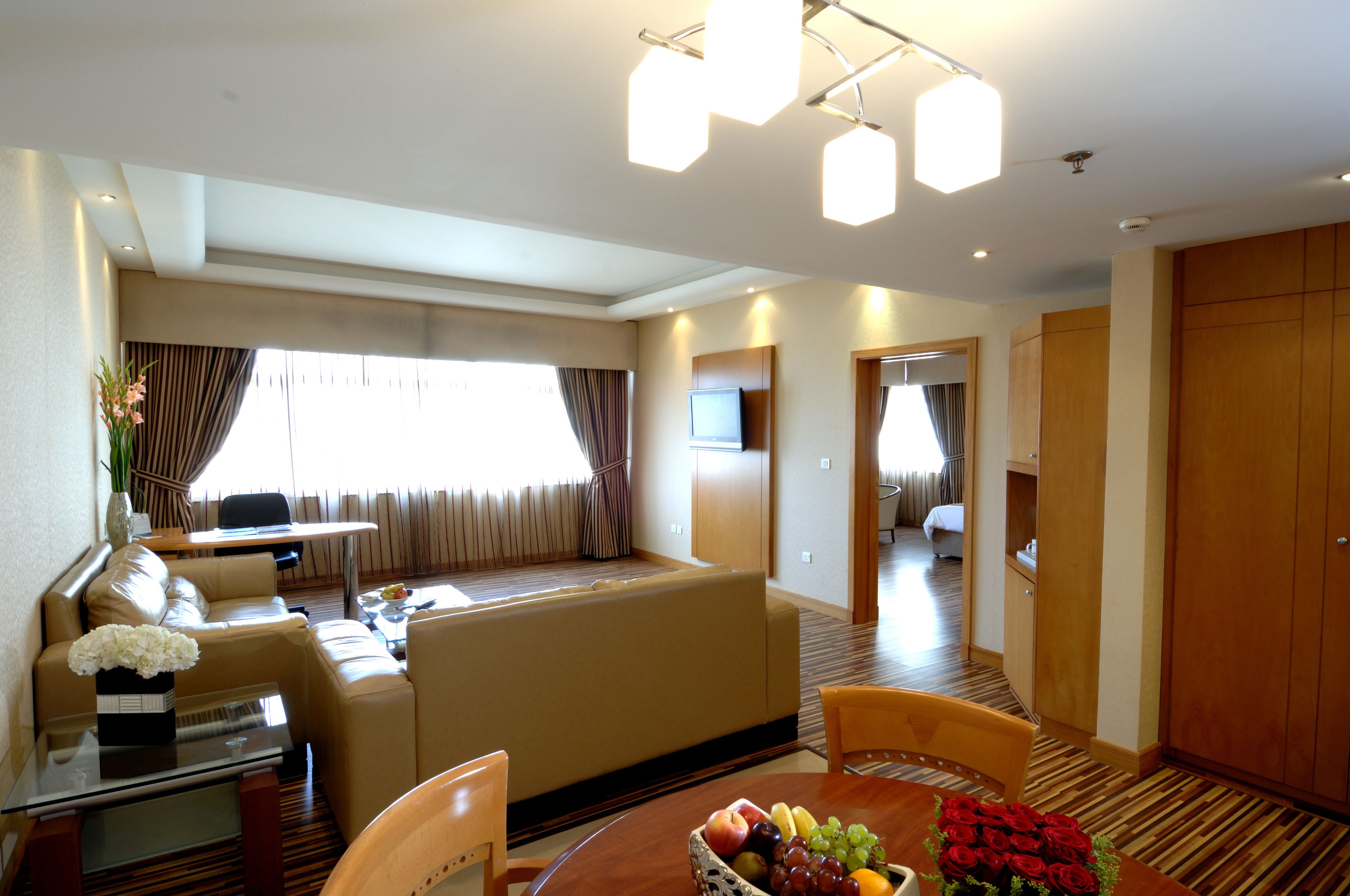 Executive Suite, 1 Bedroom | In-room safe, desk, soundproofing, iron/ironing board