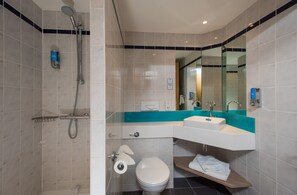Shower, free toiletries, hair dryer, towels