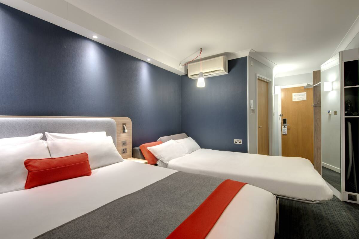 standard room, 1 double bed with sofa bed (with free hot breakfast) | room amenity
