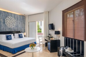 Minibar, in-room safe, desk, blackout drapes