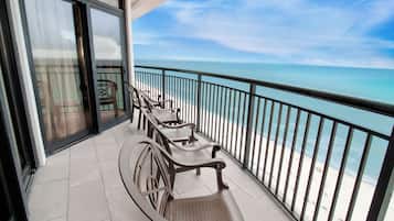 Paradise Oceanfront Deluxe Two Bedroom | Balcony view