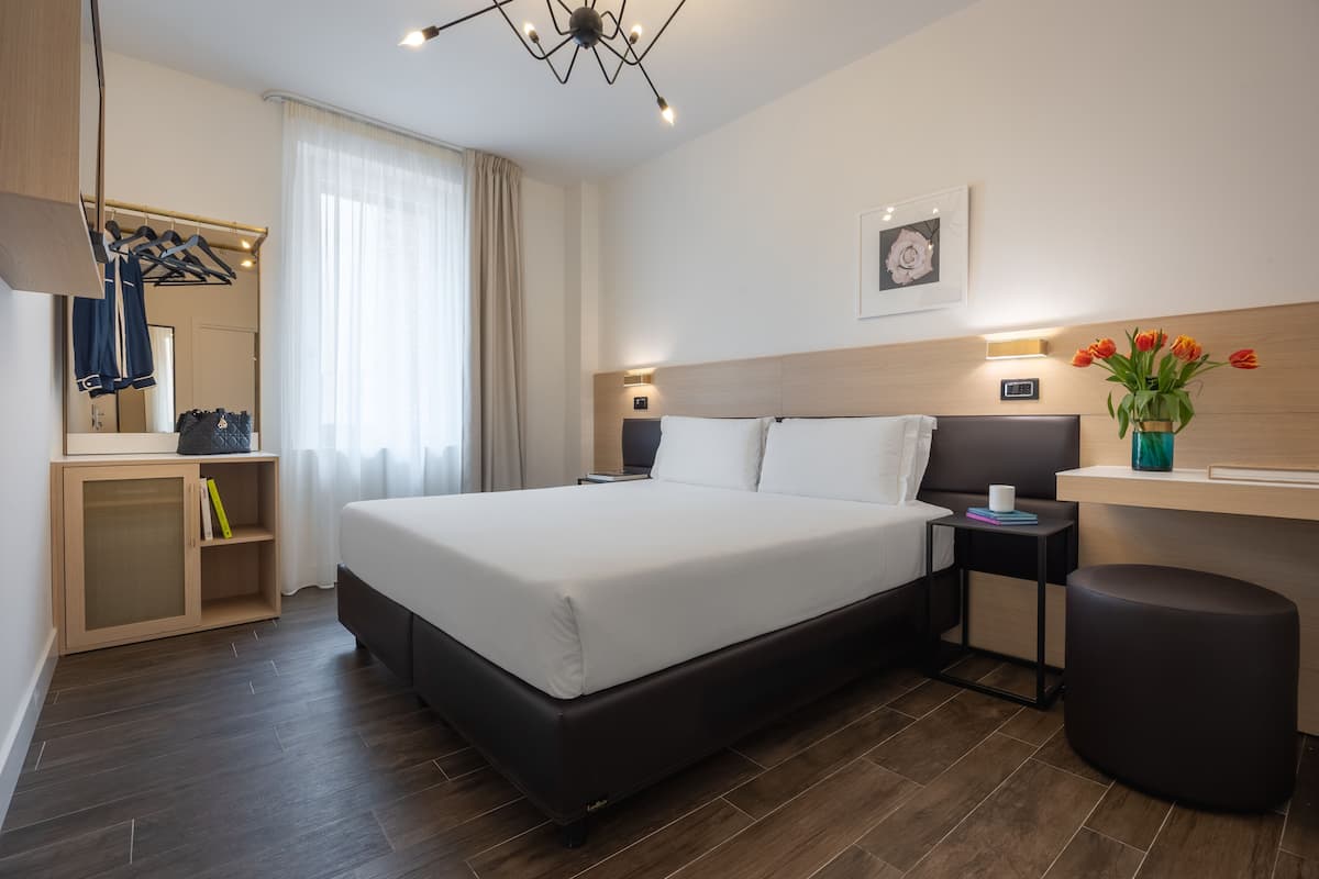 Habitació doble Deluxe | 1 dormitori, roba de llit d'alta qualitat i caixa forta a l'habitació