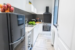 Apartment, Annex Building (stair access only) | Private kitchen | Coffee/tea maker, electric kettle