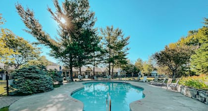 Super 8 by Wyndham Gananoque/Country Squire Resort