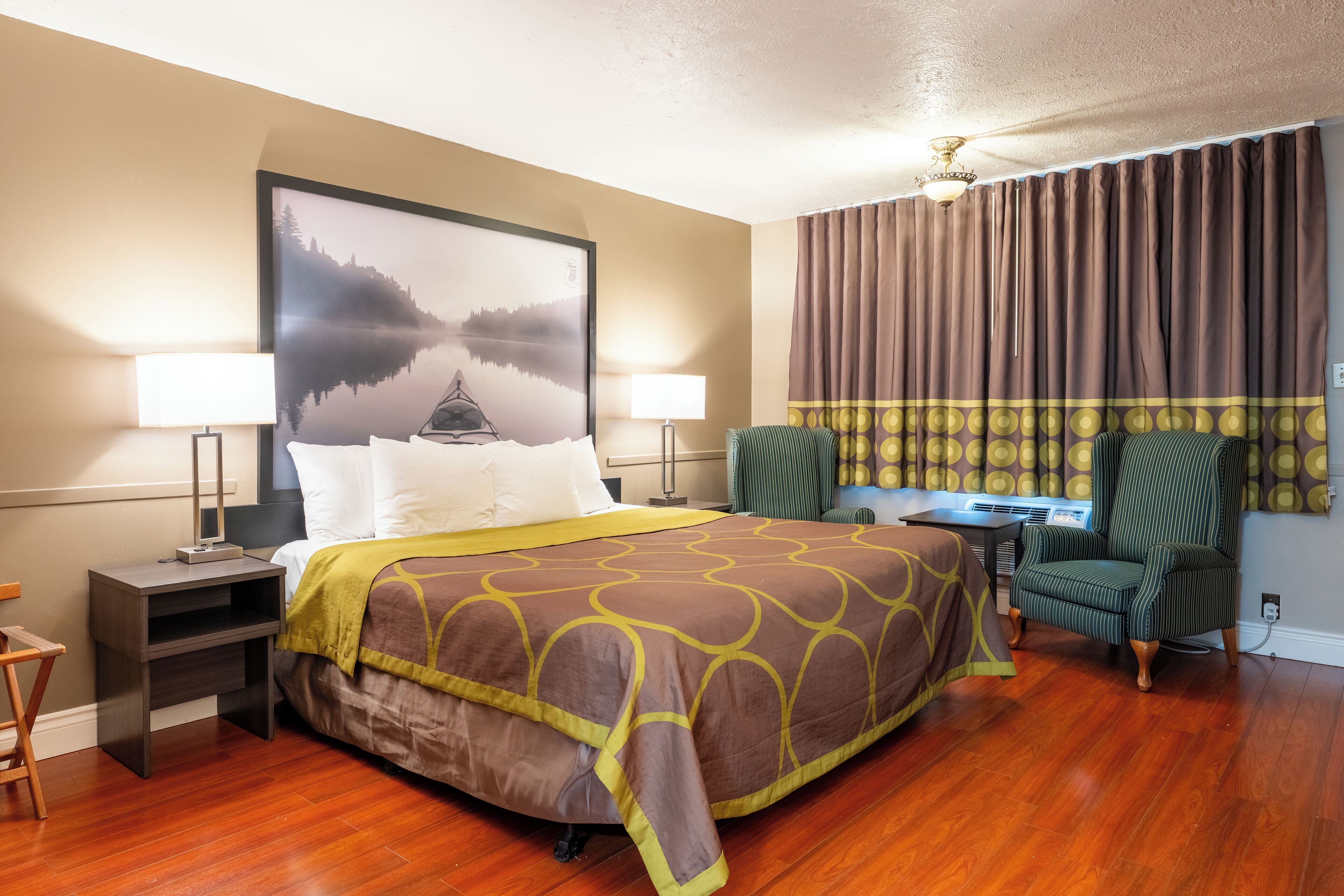 Executive Suite, 1 King Bed, Non Smoking | Desk, laptop workspace, blackout drapes, iron/ironing board