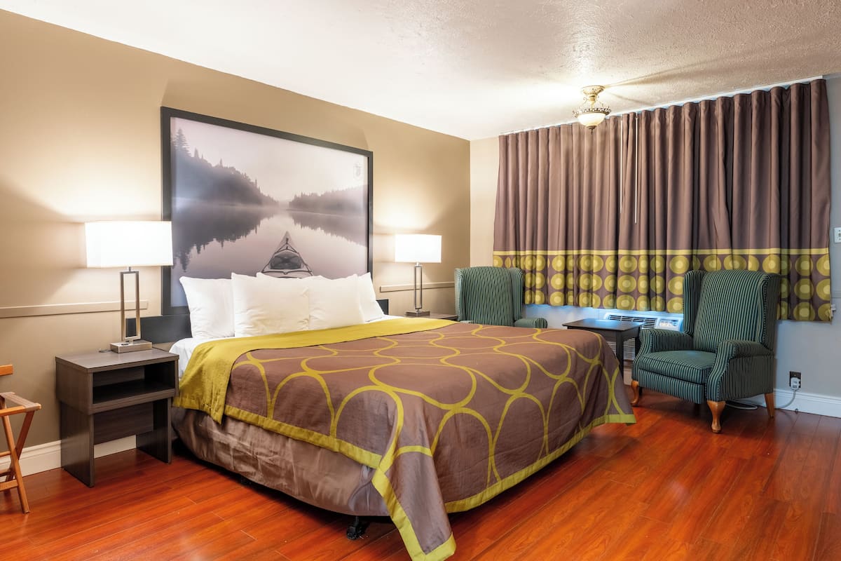 Executive-suite - 1 kingsize-seng - ikke-ryger | Skrivebord, arbejdsområde til bærbare computere, mørklægningsgardiner