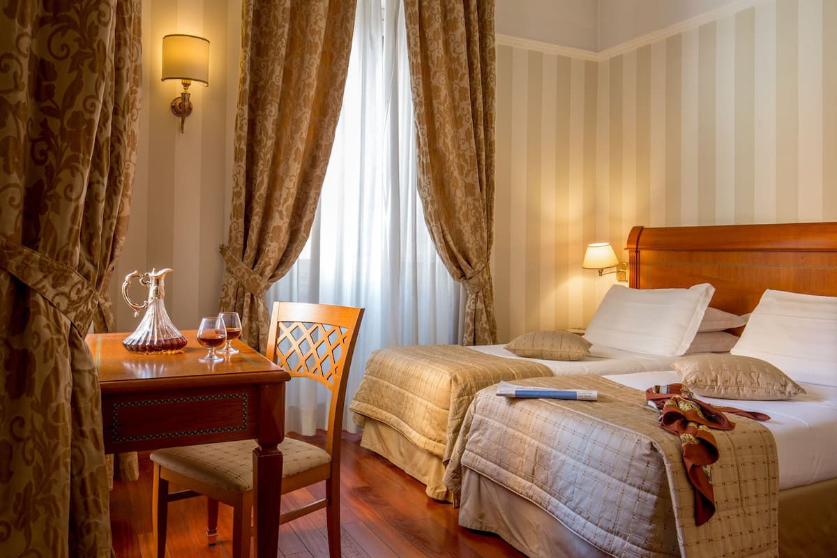 1 bedroom, premium bedding, minibar, in-room safe
