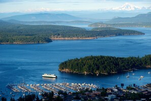 Beach - Bird Rock Hotel (Friday Harbor)