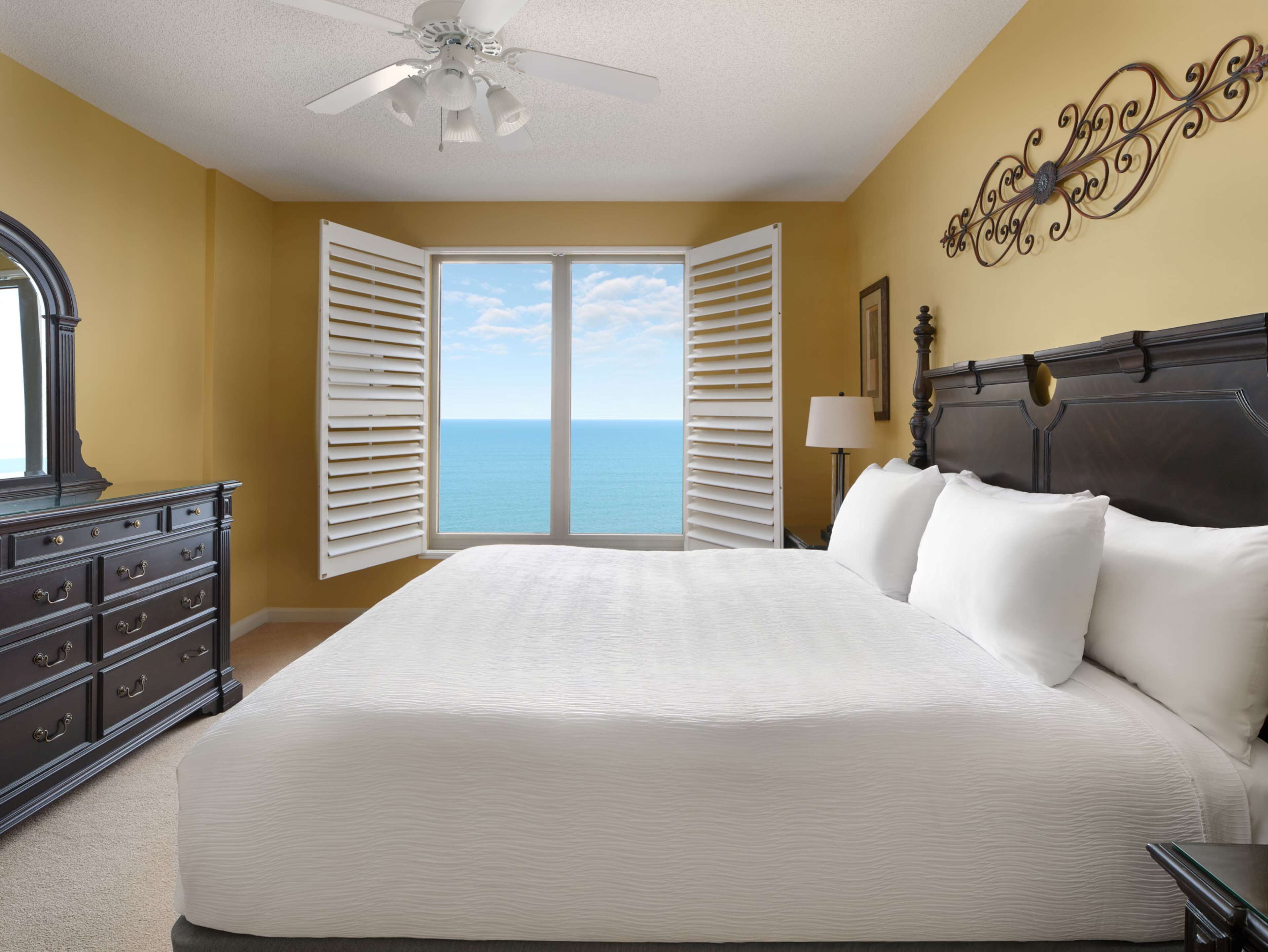 Suite, 3 Bedrooms, Oceanfront (Margate)