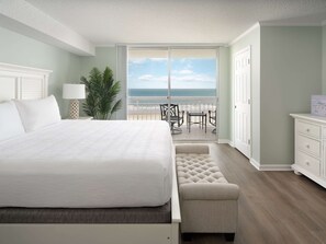 Leilighet, 2 soverom, ved havkanten | Barnesenger (inkludert), wi-fi (inkludert) og sengetøy