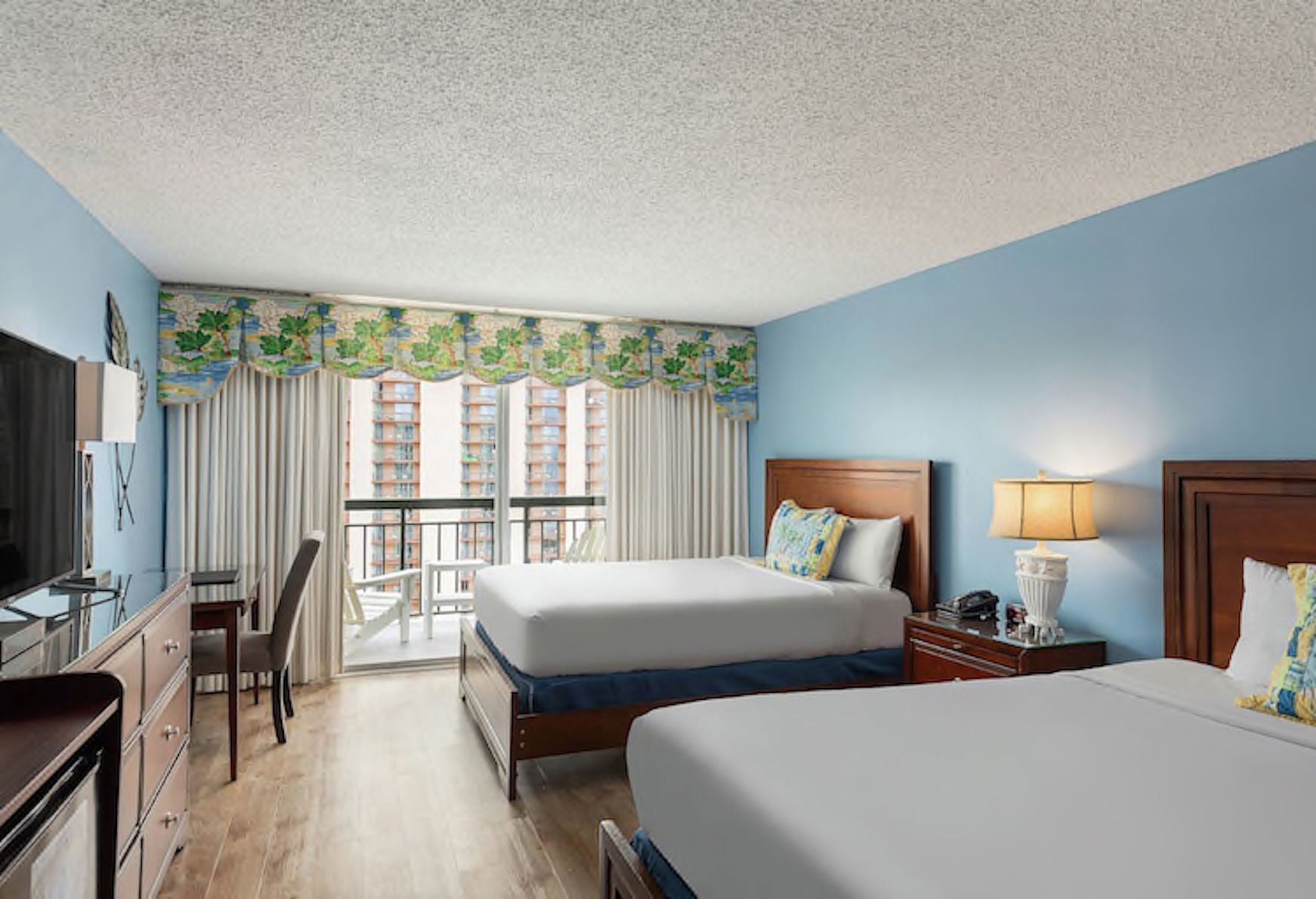 Free cots/infant beds, free WiFi, bed sheets