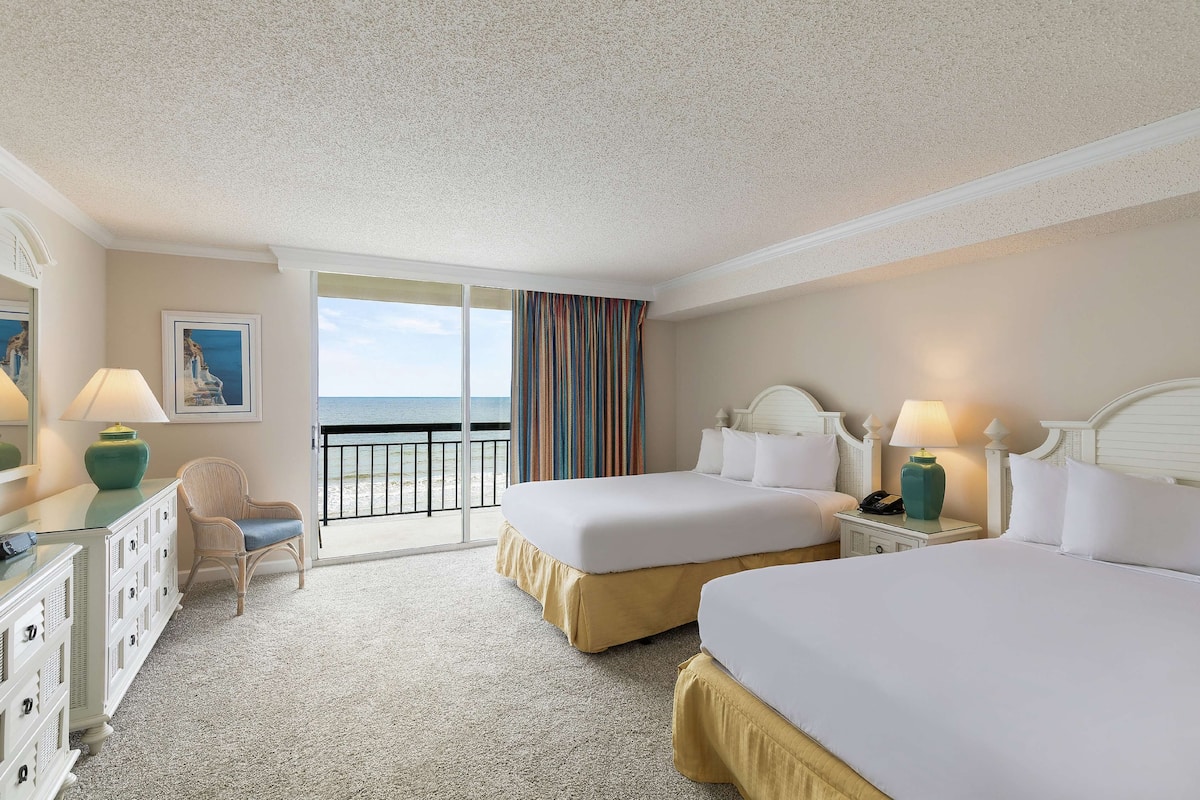 Condo, 2 Bedrooms, Oceanfront
