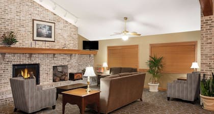 AmericInn by Wyndham Webster City