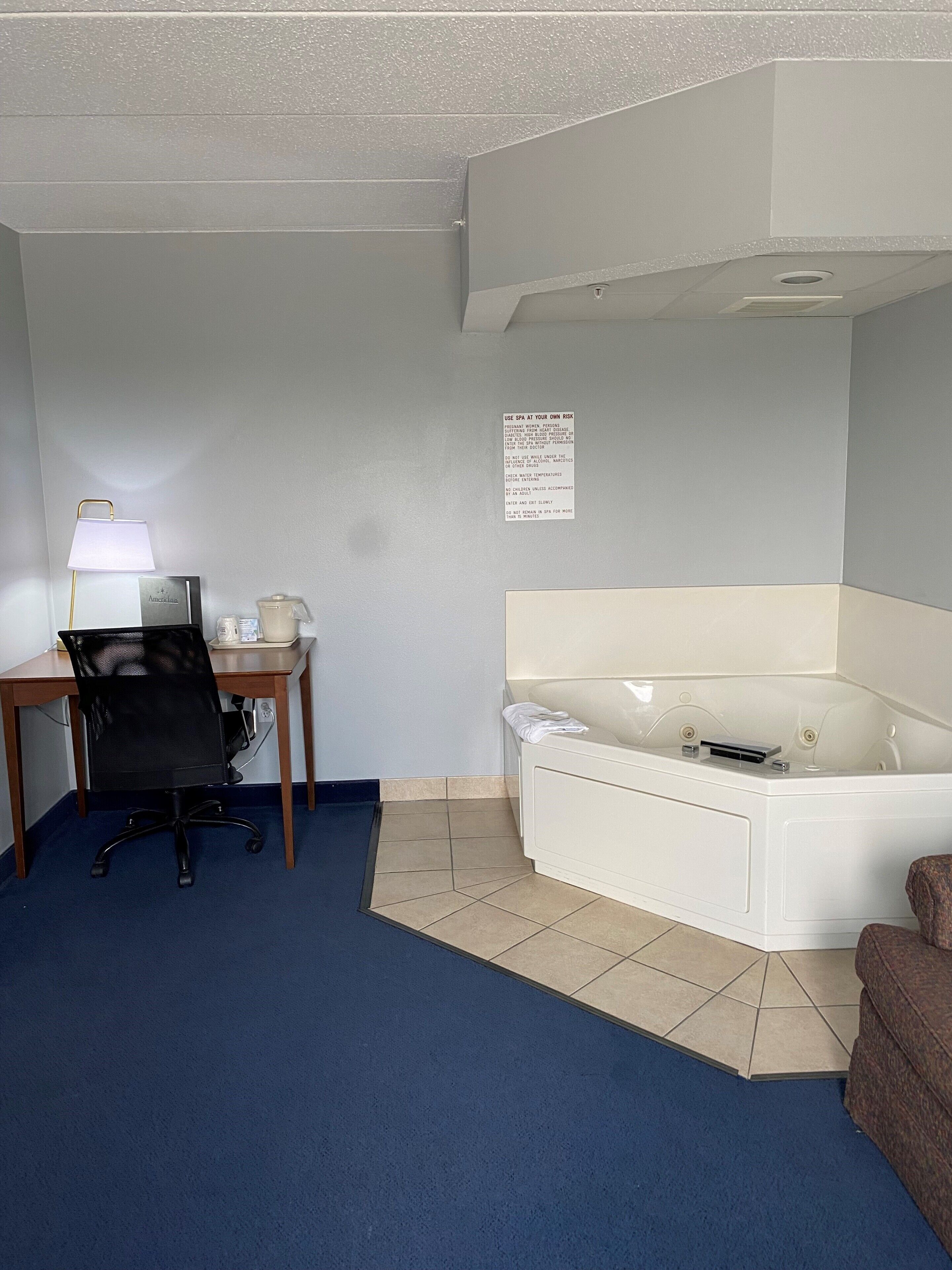 studio suite, 1 king bed | blackout curtains, iron/ironing board, free cots/infant beds