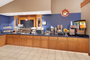 Free daily full breakfast