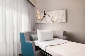Iron/ironing board, free cots/infant beds, free WiFi, bed sheets