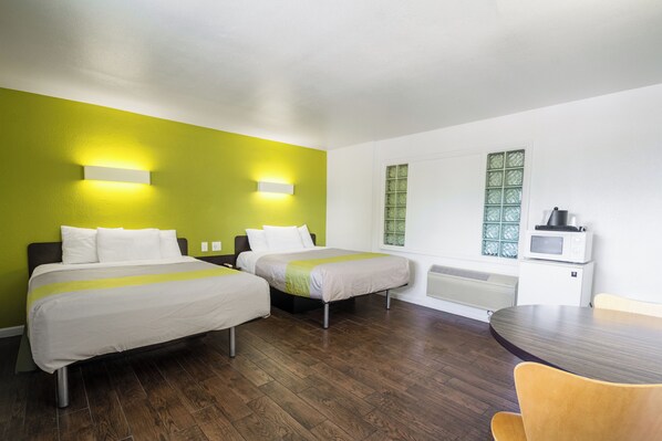1 Schlafzimmer, hochwertige Bettwaren, Pillowtop-Betten