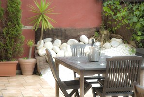 Terrace/patio - Hotel Alfonso II (Oviedo)