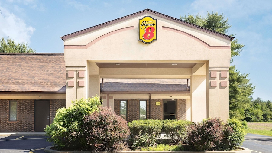 Super 8 by Wyndham Taylorville IL