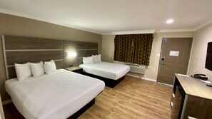 Standard Room, 2 Double Beds, Accessible, Refrigerator & Microwave | Desk, blackout drapes, iron/ironing board, free cribs/infant beds - SureStay Hotel by Best Western Santa Cruz (Santa Cruz)